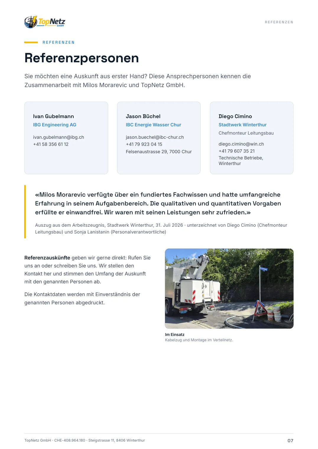 Seite 7 der Broschüre: Referenzpersonen mit Telefonnummer und Mailadresse